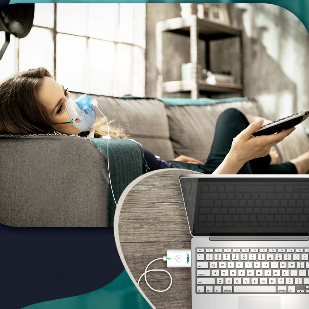 kobieta się inhaluje i ogląda telewizję