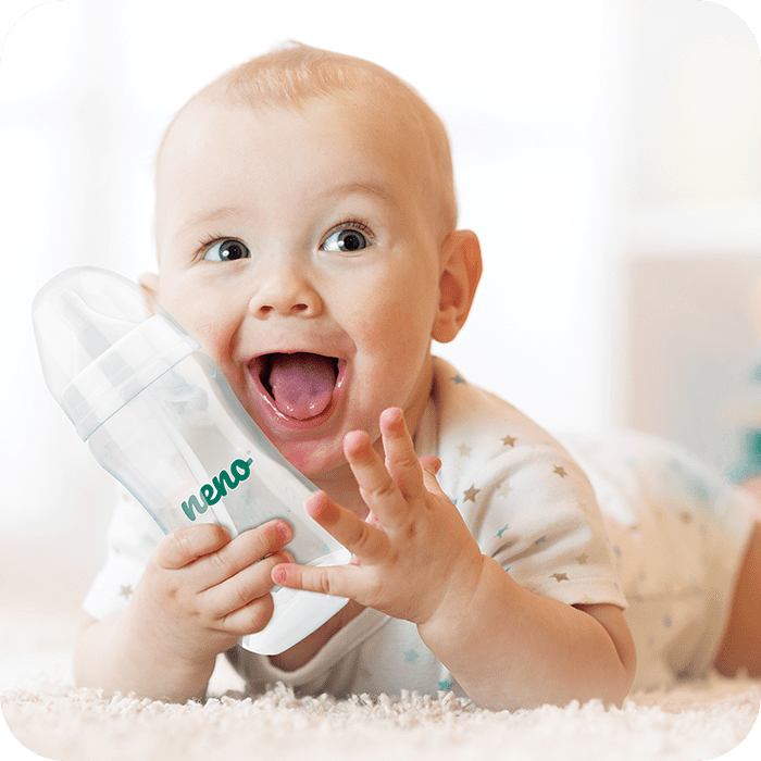 maleństwo z buteleczką Neno