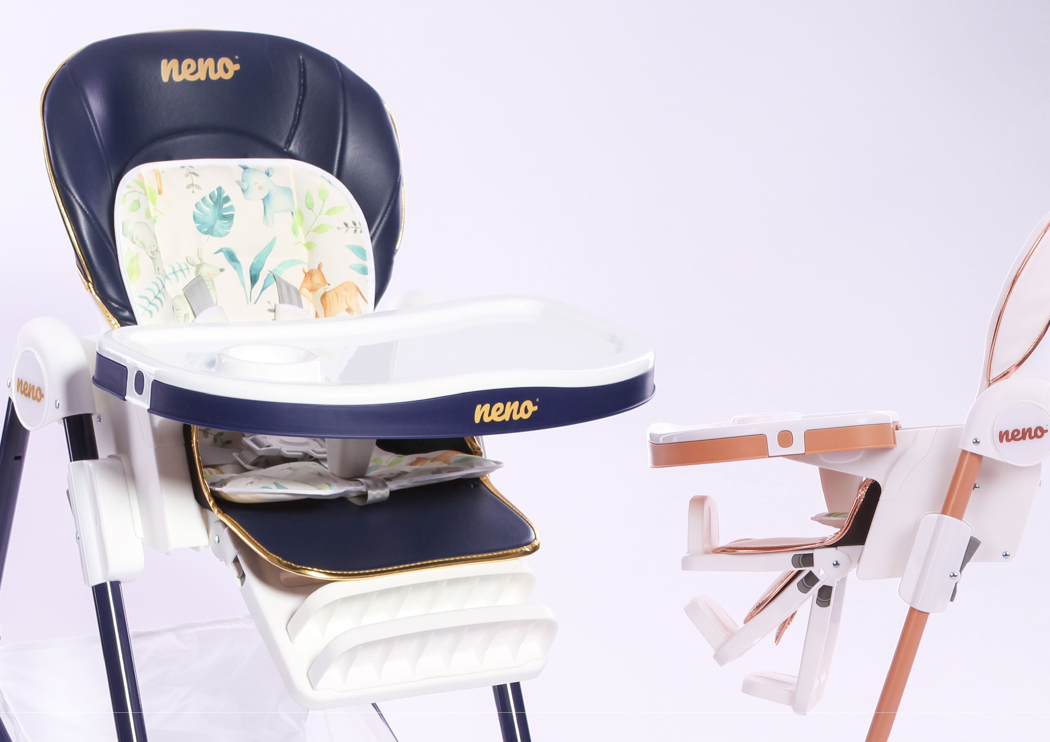 niebieski fotelik Neno Sedi z podnóżkiem